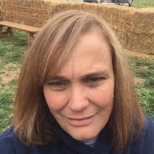 Meet your Posher, Dana